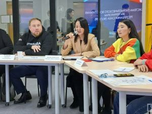 На площадке Гражданского форума в Якутске обсудили вопросы патриотического воспитания молодёжи