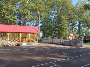 Андрей Тарасенко проверил готовность образовательных учреждений к началу учебного года в Алданском районе