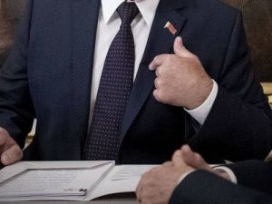 Каждому кандидату — отдельное СИЗО. Лукашенко помнит про Рахмона, но забыл про Чаушеску