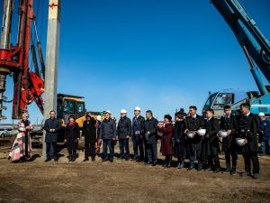 Айсен Николаев дал старт строительству школы-сада в селе Октемцы