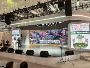 В рамках Дня Дальнего Востока и Арктики на выставке-форуме «Россия» Глава Якутии представил достижения республики