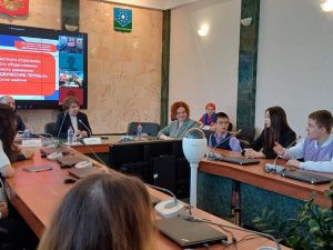 Ольга Балабкина встретилась с активистами «Движения Первых» Мирнинского района