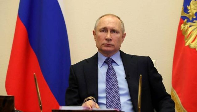 Путин поручил представить к 1 июня план по восстановлению экономики