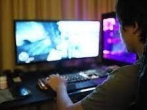 Потребовал "Айфон": Житель Якутска ударил ребенка ножом в компьютерном клубе