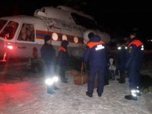 В Якутии восемь человек унесло в море на льдине — власти придумали план спасения