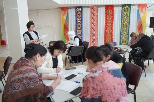 Прошли диктанты на языках народов, проживающих в Якутии