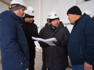 Евгений Григорьев проверил ход строительства многофункционального спортивного комплекса