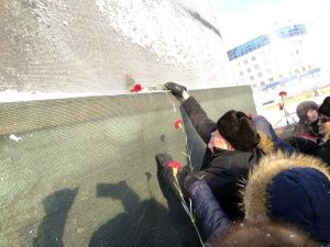 Ленинские уроки, пикеты Памяти с возложением венков и цветов