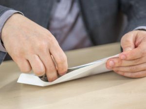 В Якутске строительная компания пыталась купить фальшивые лабораторные тесты