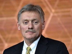 Кремль: возвращать серьезные ограничения из-за коронавируса пока не планируется