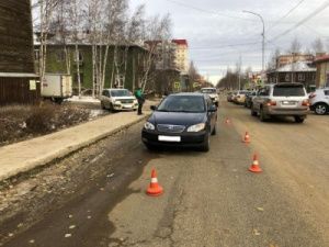 В Мирнинском районе водитель сбил 8-летнего пешехода: ребенок с многочисленными травмами попал в больницу