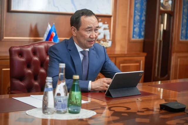 Айсен Николаев рассмотрел вопросы создания Всемирного центра мамонта