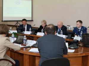 Ленский парадокс: нефтяные миллиарды и бюджетный коллапс