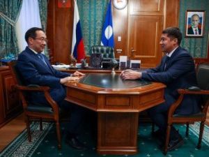 Айсен Николаев встретился с и.о. главы Амгинского улуса