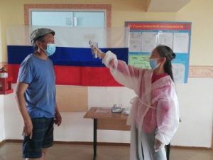 В Чурапчинском улусе продолжается общероссийское голосование по поправкам в Конституцию РФ