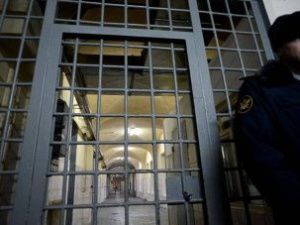 В Якутске водитель попутки ограбил пассажира