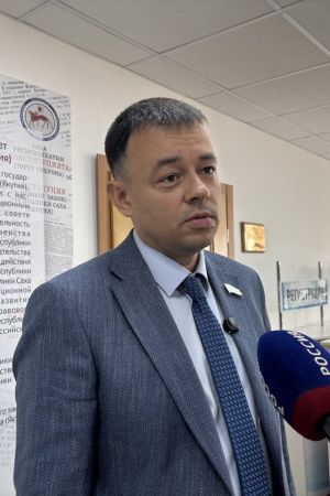 «ПУСТОЗВаня»: для чего депутаты на сессиях мучают авторов законопроектов