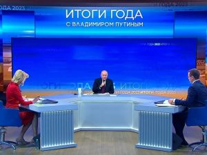 Путин заявил, что Россия готова выстраивать отношения с США