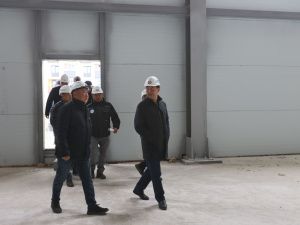 Айсен Николаев раскритиковал темпы строительства объектов в микрорайоне «Звездный»