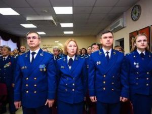 Павел Гарин поздравил работников прокуратуры с профессиональным праздником