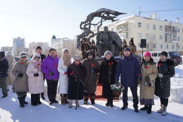 В ДДН им. А.Е. Кулаковского прошли мероприятия в день рождения основоположника якутской литературы