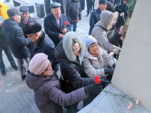 Память, воплощенная в делах: в Якутске почтили память Владимира Членова и вручили именные стипендии