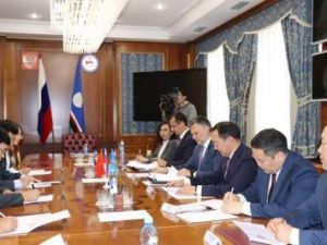 Айсен Николаев провел рабочую встречу с Генеральным консулом Китайской Народной Республики в г. Хабаровске