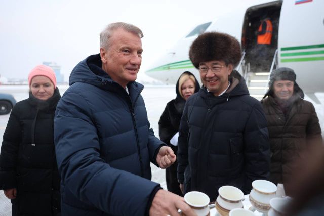 Герман Греф прилетел в Якутск