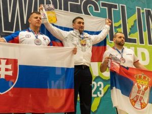 Знай наших! Эрчим Баппагай стал чемпионом Европы по мас-рестлингу