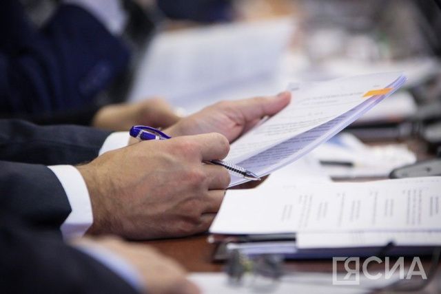 Владимир Путин подписал закон об уточнении системы оплаты сверхурочной работы