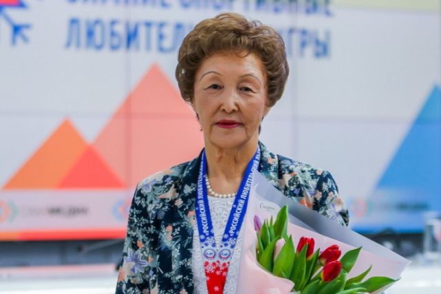 Народ на выборы на ходит, поэтому их нужно отменить