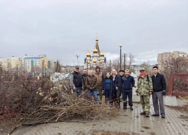 Порядка 3000 неравнодушных жителей Якутска вышли на субботники