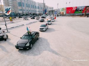 Автопробег в поддержку спецоперации российских войск на Украине провели в Якутске