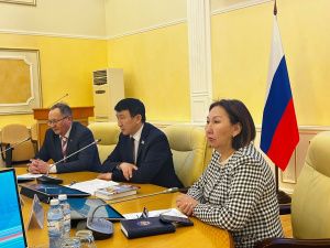 В Якутии презентовали учебное пособие «История Якутии с древнейших времен до начала XVI века»