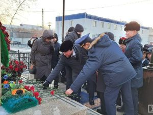 Авиаторы Якутии отметили 105-летие легендарного якутского лётчика Валерия Кузьмина