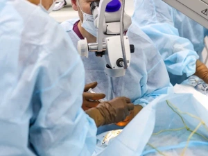 Якутские офтальмологи установили рекорд России по количеству операций по удалению катаракты