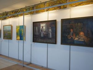 Выставка картин выпускников ЯХУ «Созидая прекрасное»