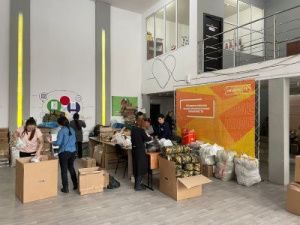 Дети Алдана отправили воинам открытки и талисманы-обереги