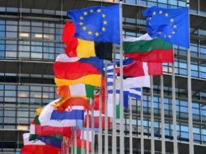 Глава Европарламента призвал ужесточить санкции против России