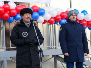 В Якутии в поселке Нижний Бестях вручили ключи от квартир детям-сиротам