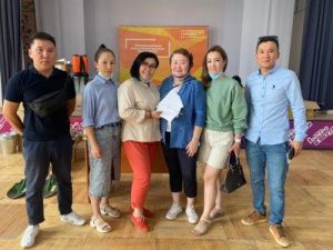 Артисты и сотрудники якутских театров выезжают на тушение и собирают средства для борьбы с пожарами