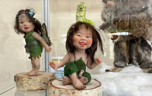 Удивительные творения мастеров на выставке «Мир кукол Якутии»