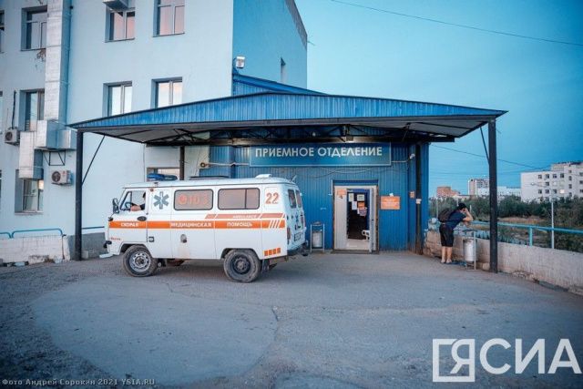 В реанимации скончалась еще одна пострадавшая в крупном пожаре в Якутске