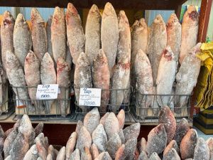 Цена свежей рыбы на "Крестьянском рынке"