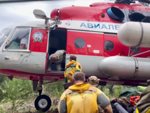 Более 150 парашютистов, десантников перебрасываются в четыре района Якутии