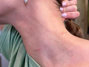 Учительница из Алдана обвинила коллегу в избиении в школе