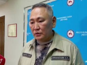 Сахамин Афанасьев поддерживает идею введения межрегионального режима ЧС. В Якутии огнем пройдено 6,6 миллиона гектаров