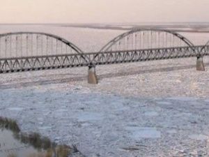 Строительство моста через Лену снимет статус затапливаемых территорий в двух селах