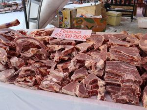 «Свежий забой»: обзор цен на мясо и рыбу в Якутске