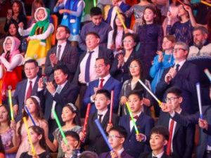 Елка Главы РС(Я) встречает школьников 